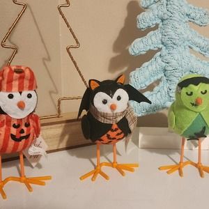 New with tags cute Halloween birds vampire pumpkin monster Frankenstein nwt deco